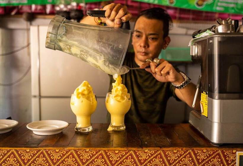 فندق Thailand Wow Guesthouse Hostel Adults Only