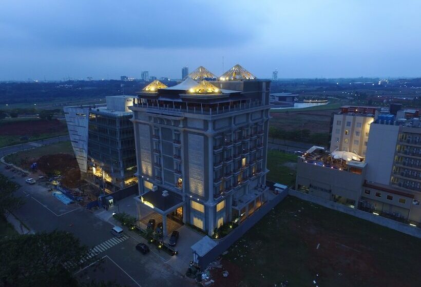 The Grantage Hotel & Sky Lounge