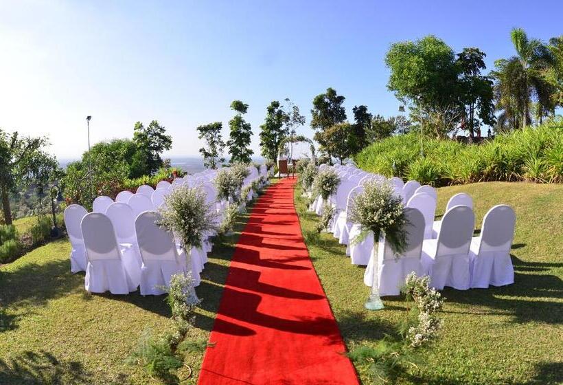 בית מלון כפרי Timberland Highlands Resort