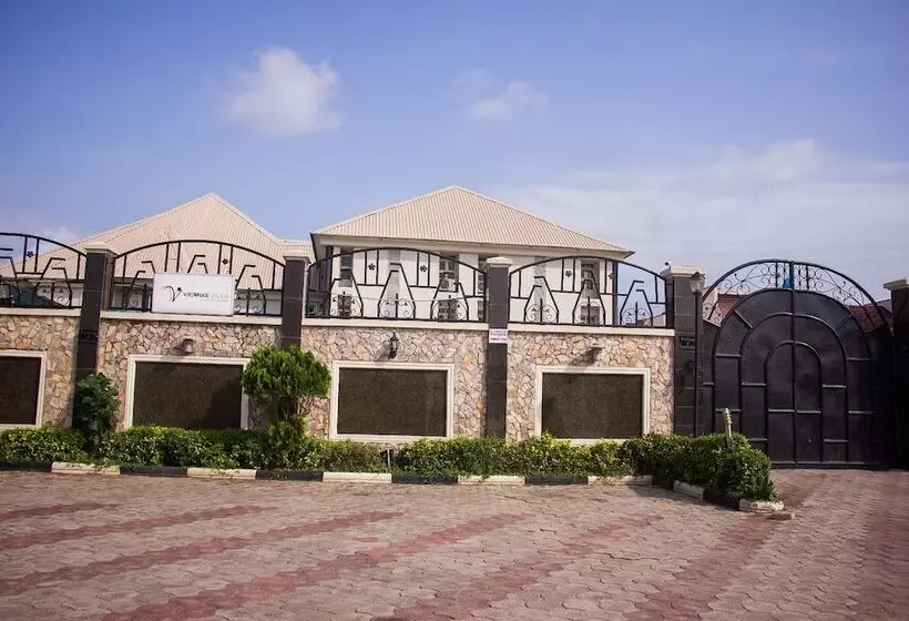 هتل Vicmike Villa