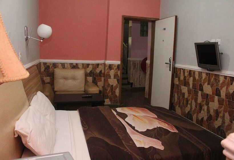 هتل Vicmike Villa