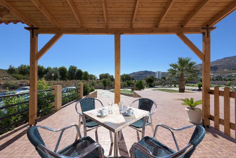 Vlycha Beach Apartments