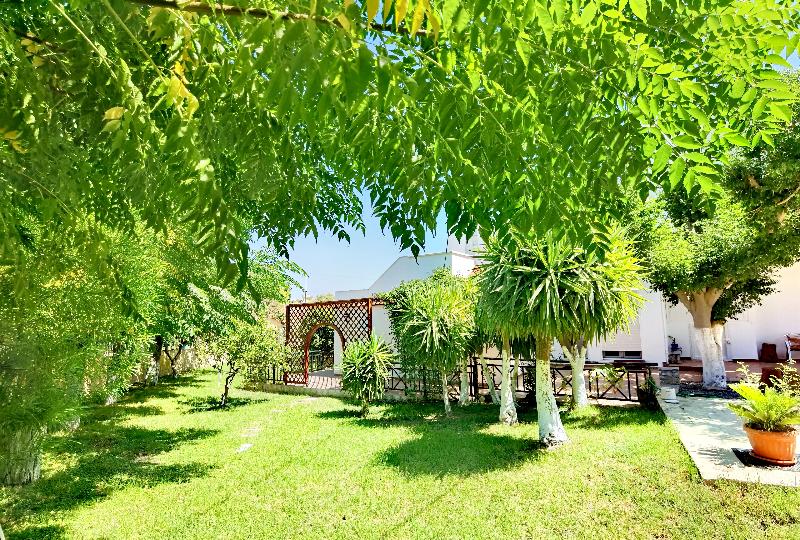 Vlycha Beach Apartments