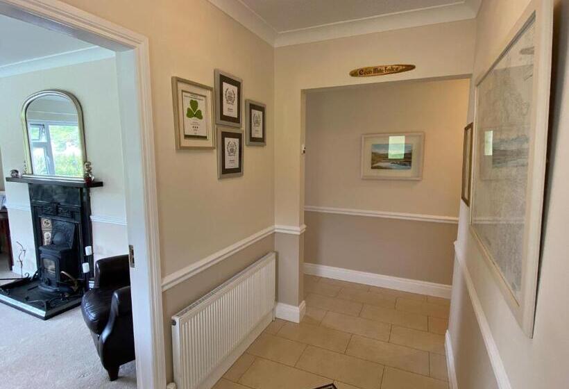 住宿加早餐  Ardmore House