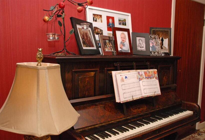 Cradog Farmhouse B&b