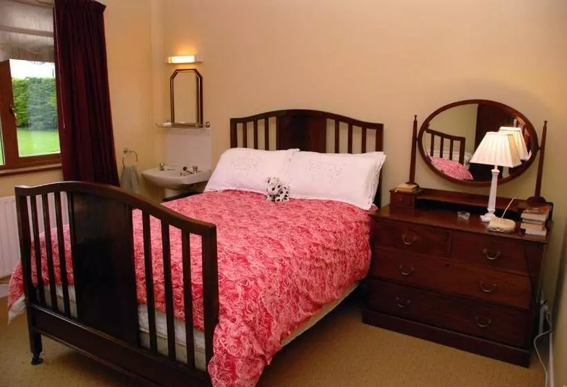 Cradog Farmhouse B&b