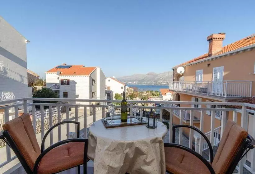 Hotelli Apartments Senjo