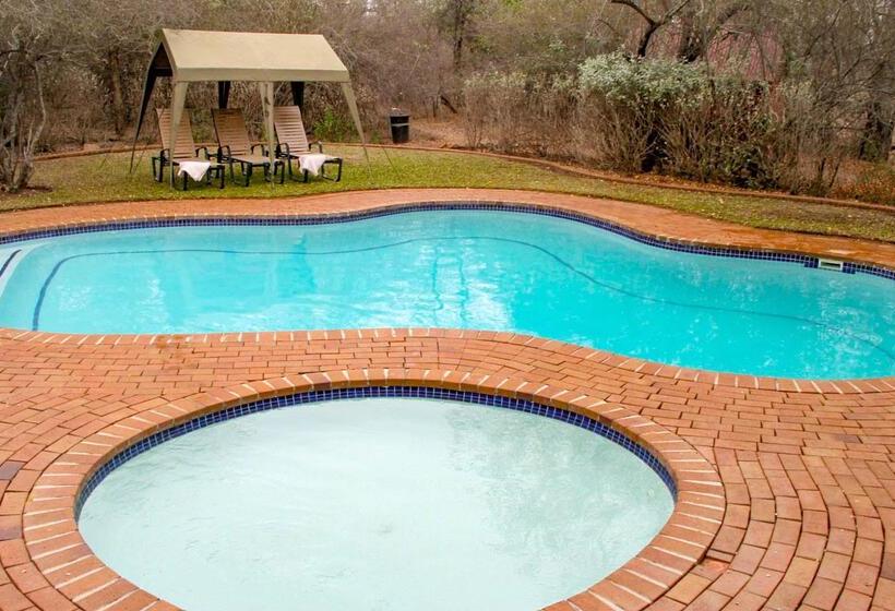 Отель Burchell's Bush Lodge