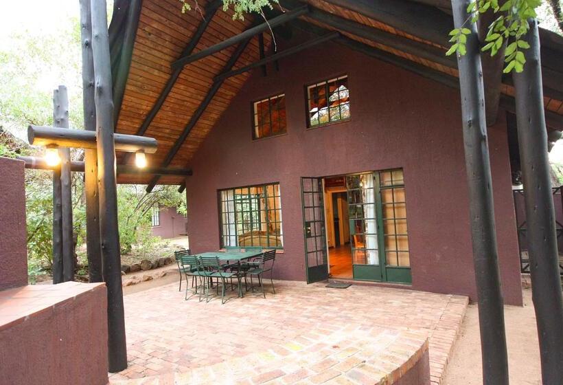 Отель Burchell's Bush Lodge