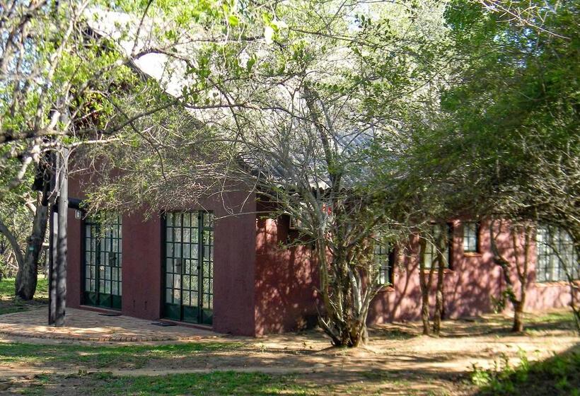 Отель Burchell's Bush Lodge