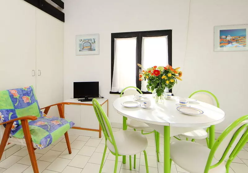 Hotelli Hameau Des Pins