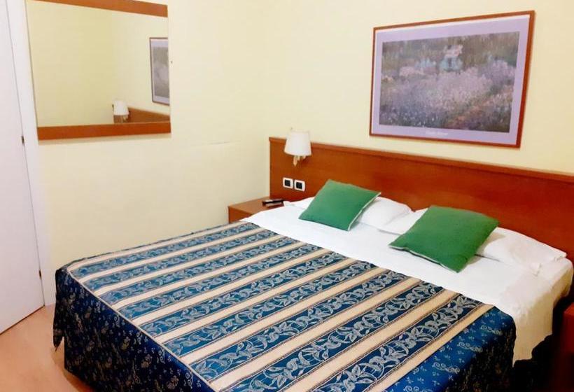 هتل La Casa Dell Arte Srl