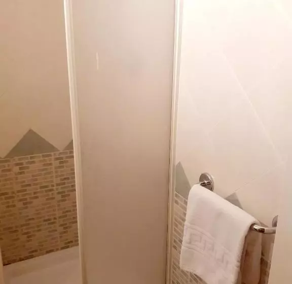 هتل La Casa Dell Arte Srl