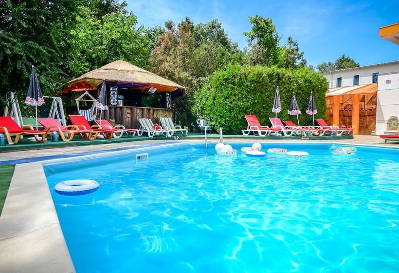 هتل Vila Time Olimp