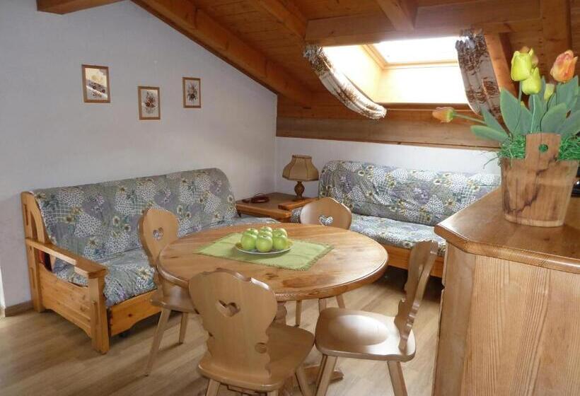 فندق Residence Casa Canazei