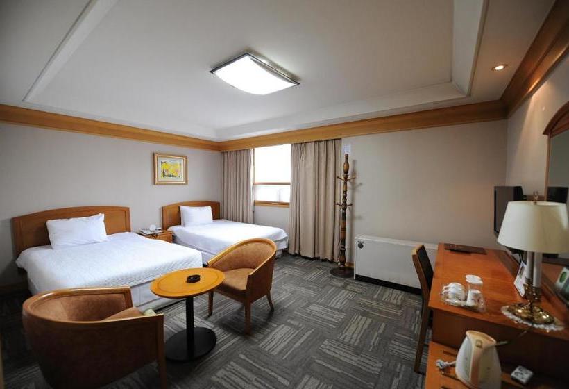 Fotos del hotel Savoy:  13