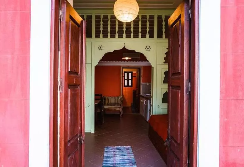 Karnayo Traditional Houses