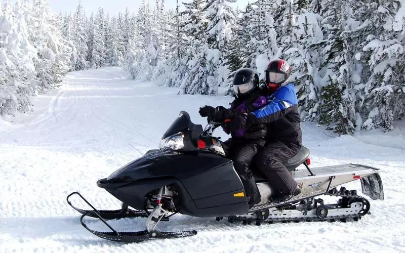 The Pointe Hotel And Suites