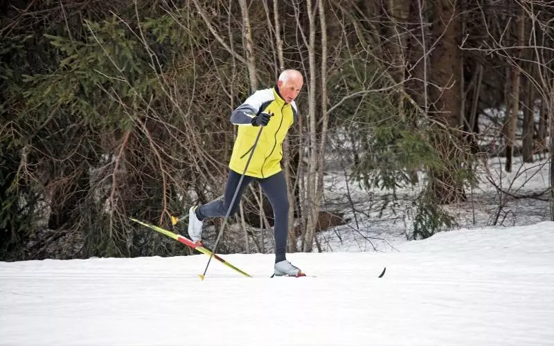 The Pointe Hotel And Suites