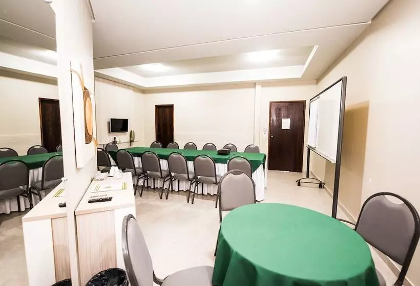 Hotelli Balsas Premier