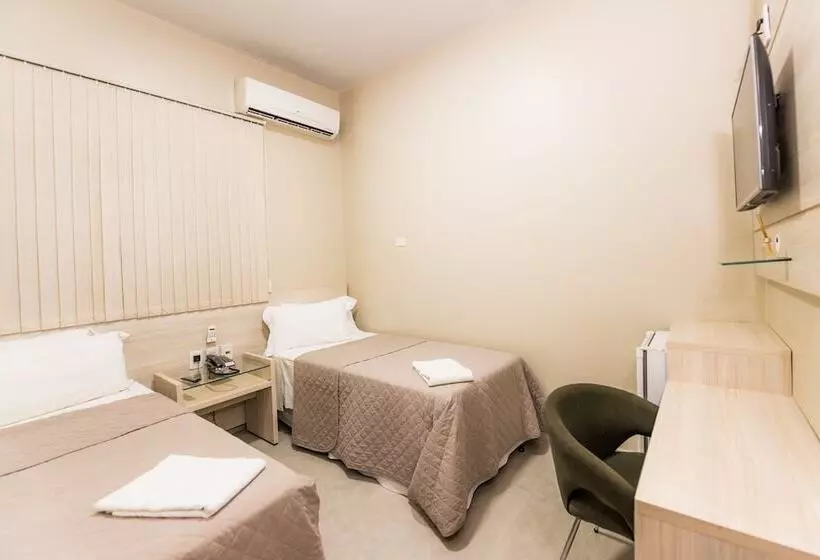 Hotelli Balsas Premier