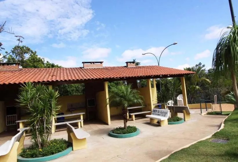 ホテル Ecologic Park Achei Ferias