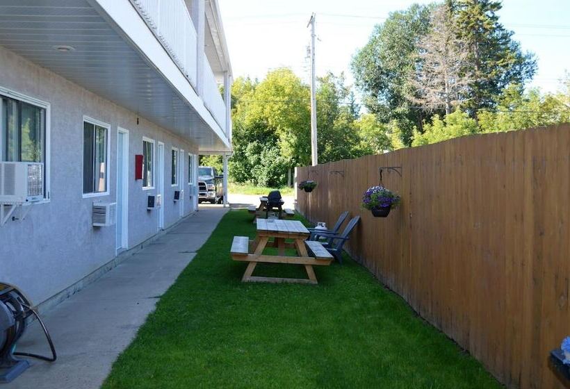 Отель Edgewater Inn