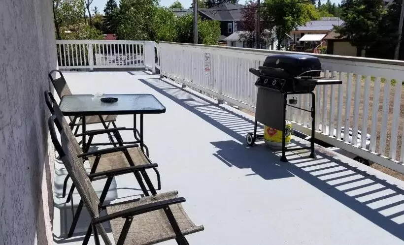 Hotelli Edgewater Inn