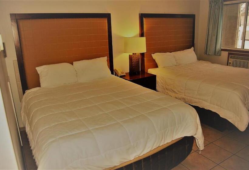 Отель Edgewater Inn