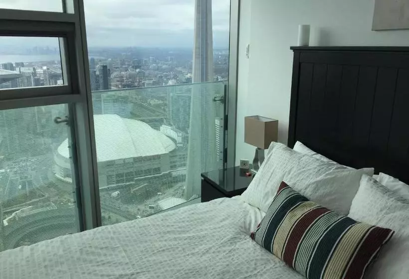 Hotelli Downtown Condo 20th Floor Lake View Suite