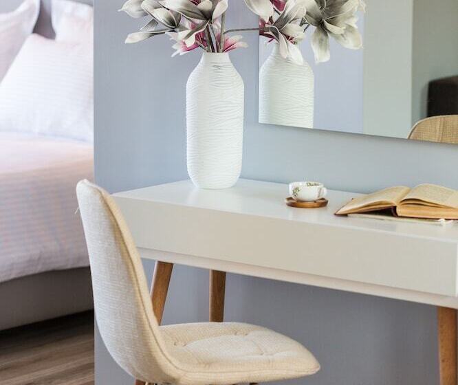 בית מלון כפרי Menta City Boutique