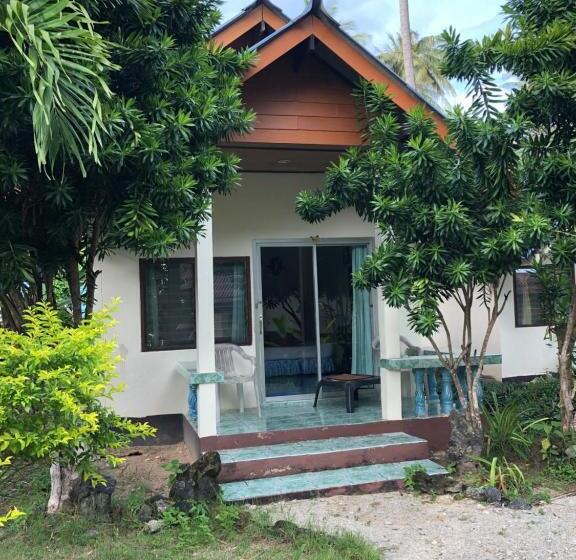 Отель Moonwalk Lanta Resort