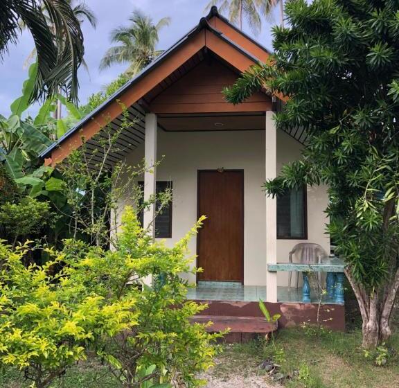 Отель Moonwalk Lanta Resort