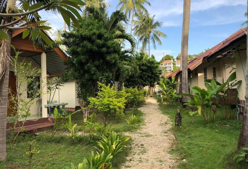 Отель Moonwalk Lanta Resort