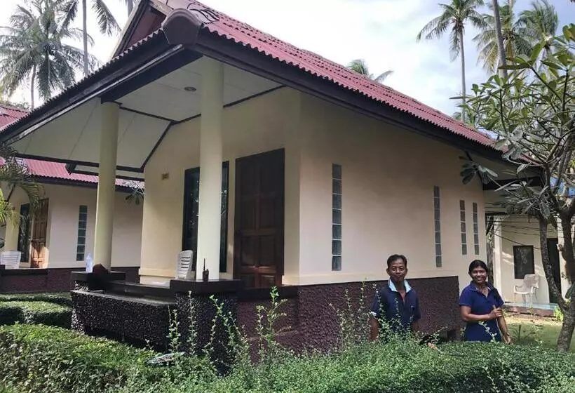 ホテル Moonwalk Lanta Resort