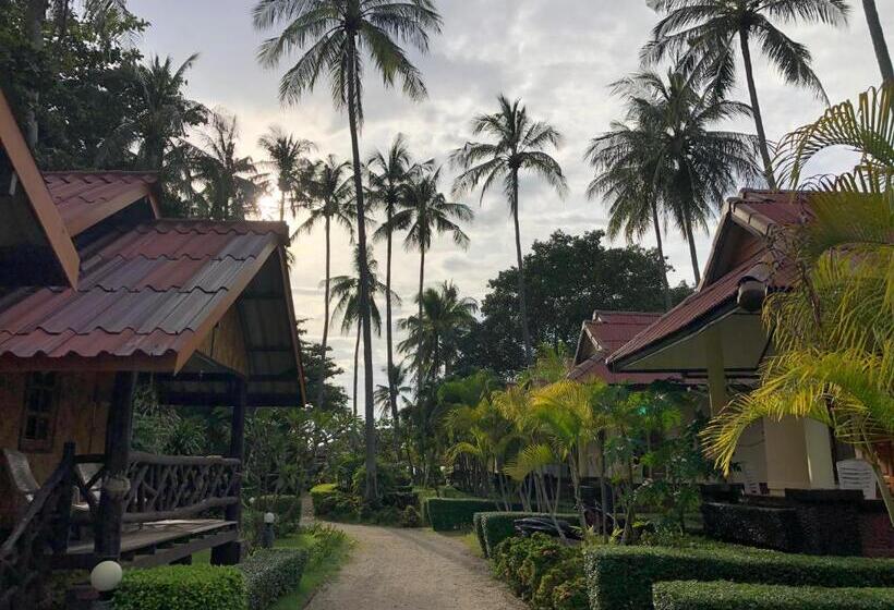 Отель Moonwalk Lanta Resort