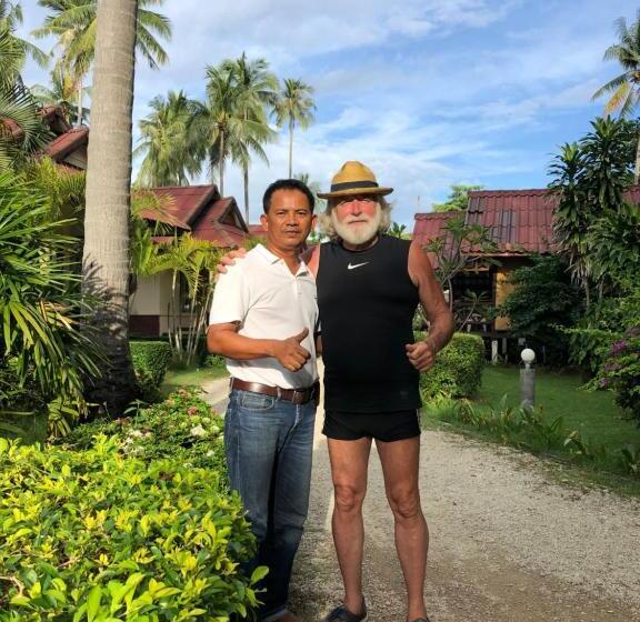 Отель Moonwalk Lanta Resort