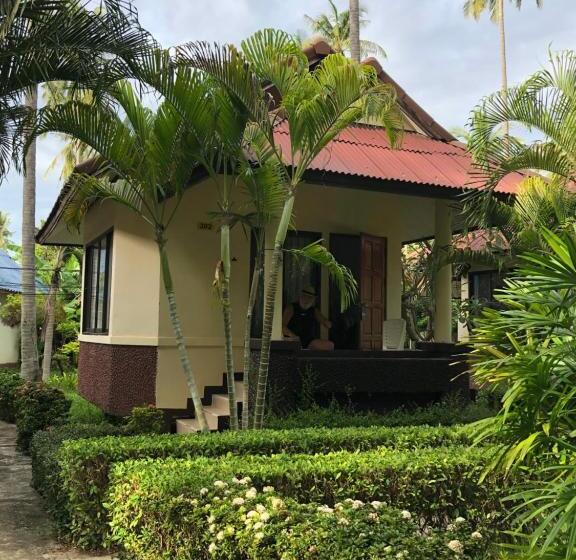 Отель Moonwalk Lanta Resort