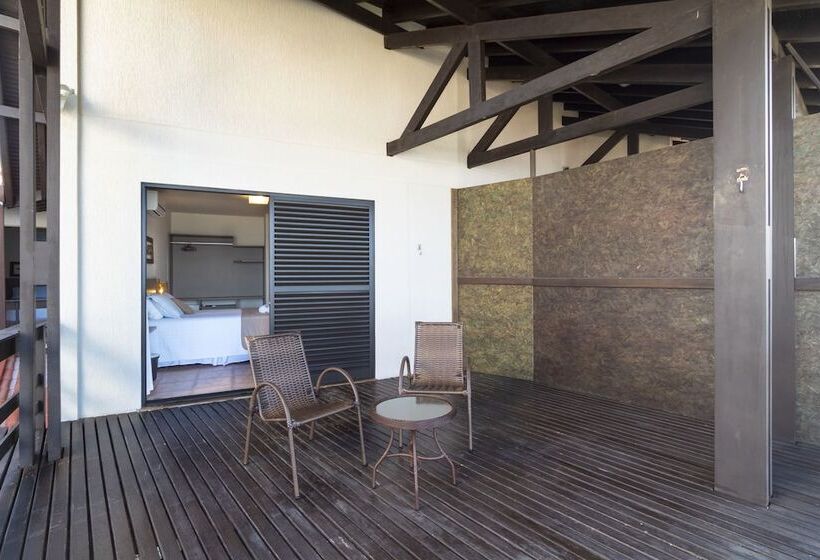 בית מלון כפרי Pousada Kia Ora Bombinhas