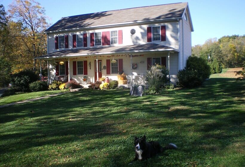 فندق Red Cardinal Bed And Breakfast