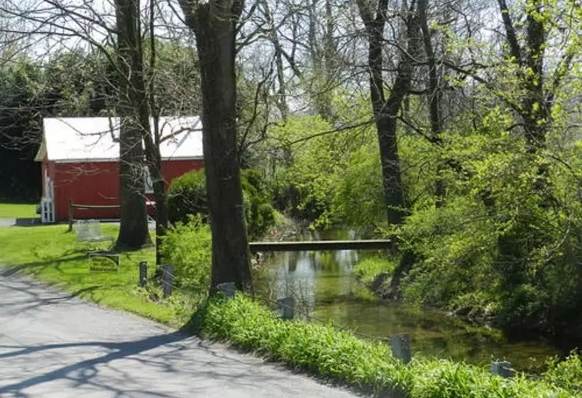 Hotelli Red Cardinal Bed And Breakfast