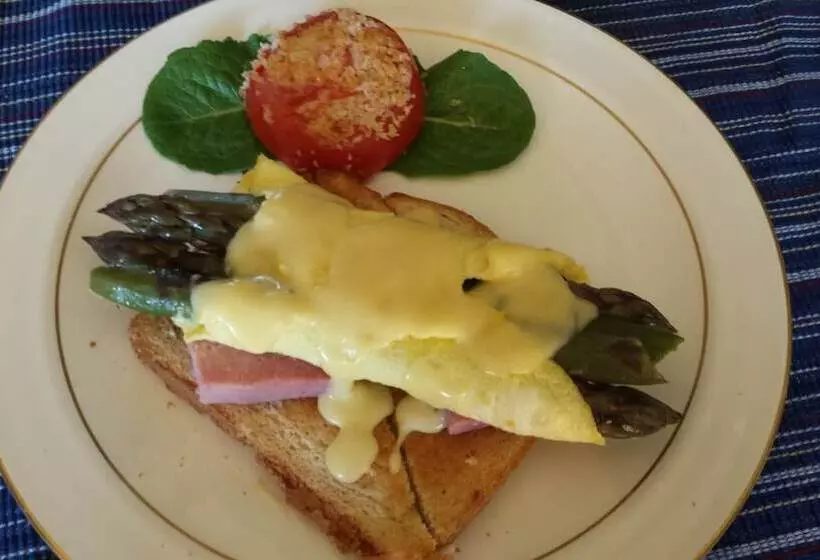 Hotelli Red Cardinal Bed And Breakfast