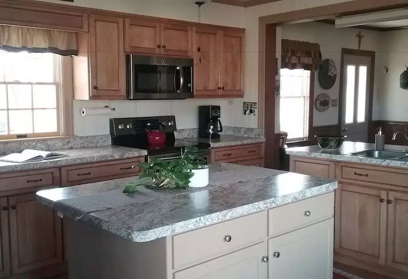 Hotelli Red Cardinal Bed And Breakfast