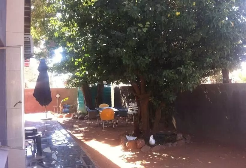 هتل Sethare Guest House