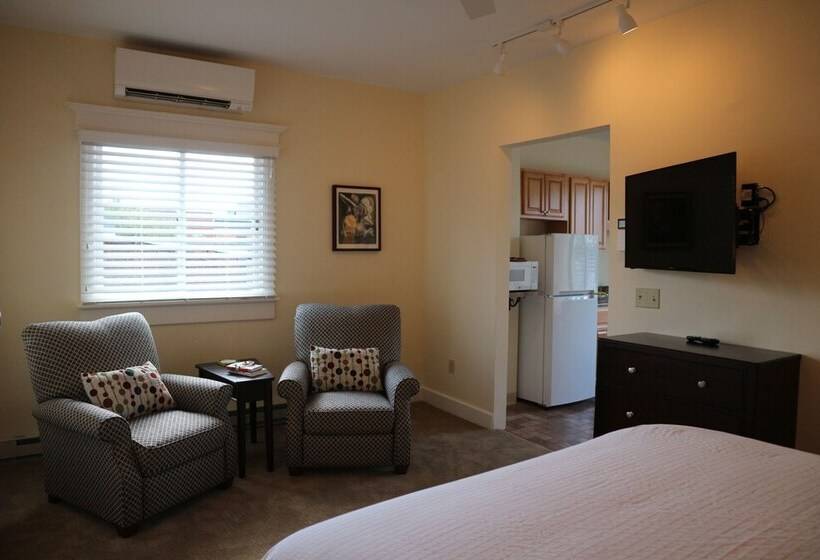 Отель Tawsty Flower   Haines Suites