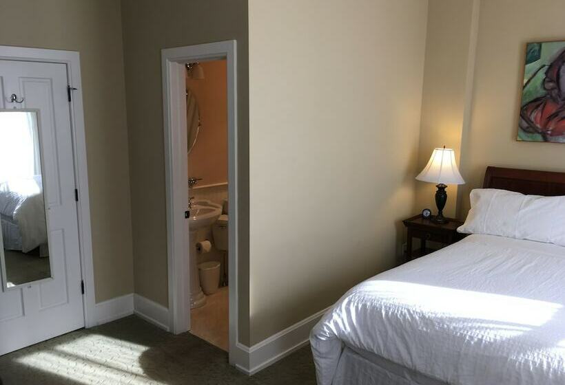 Отель Tawsty Flower   Haines Suites