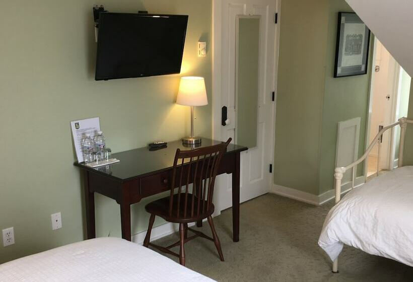 Отель Tawsty Flower   Haines Suites