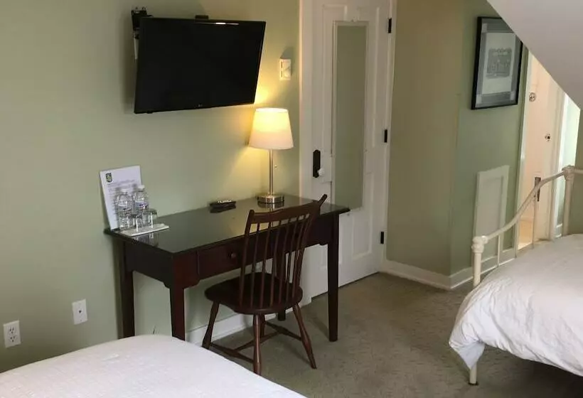 Hotelli Tawsty Flower   Haines Suites