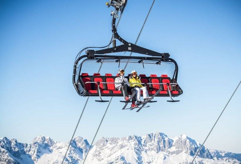 هتل Tennerhof Luxury Chalets