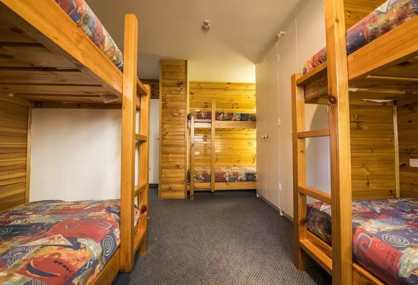 ホテル Terama Ski Lodge